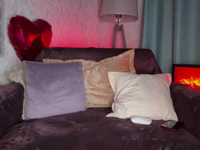 PinkFoxya's BongaCams show and profile