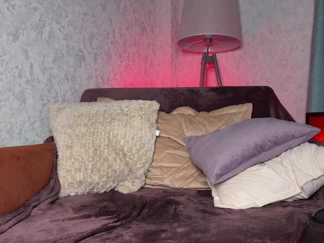 PinkFoxya's BongaCams show and profile