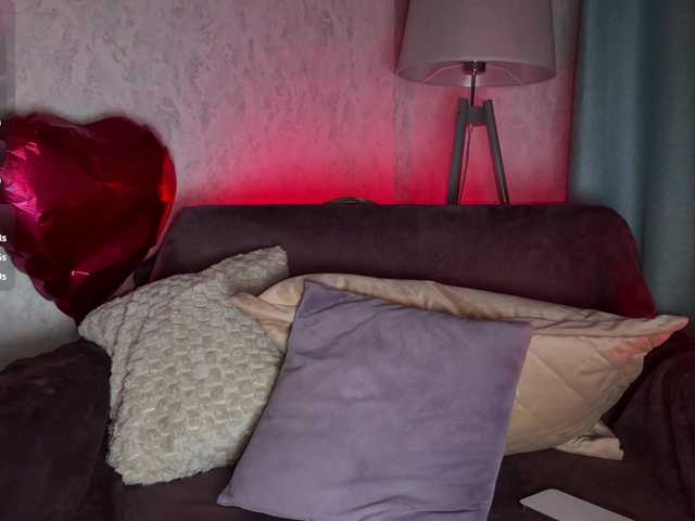 PinkFoxya's BongaCams show and profile