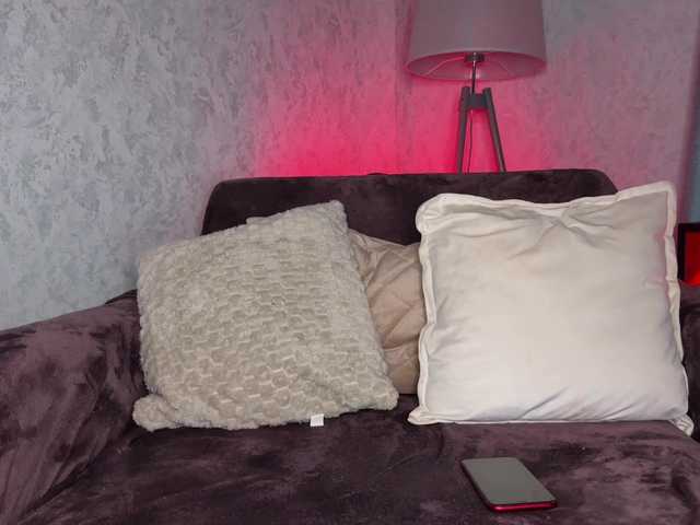 PinkFoxya's BongaCams show and profile