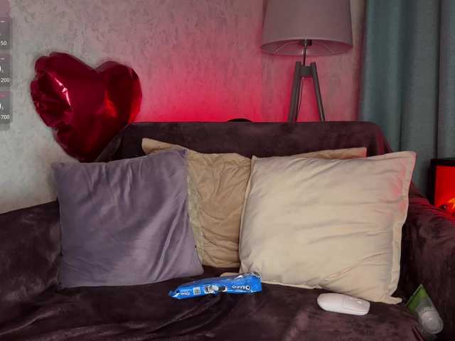 PinkFoxya's BongaCams show and profile