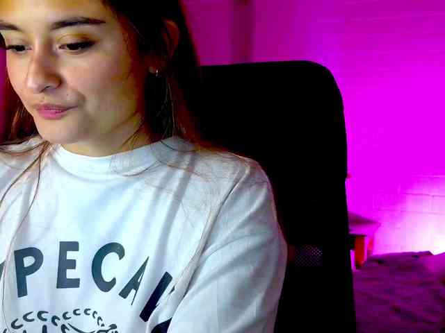 Ambarsweetie webcam