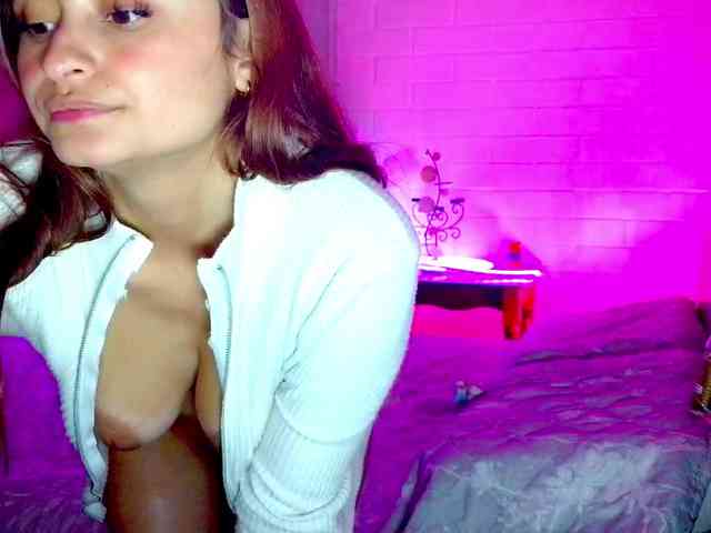 Ambarsweetie webcam