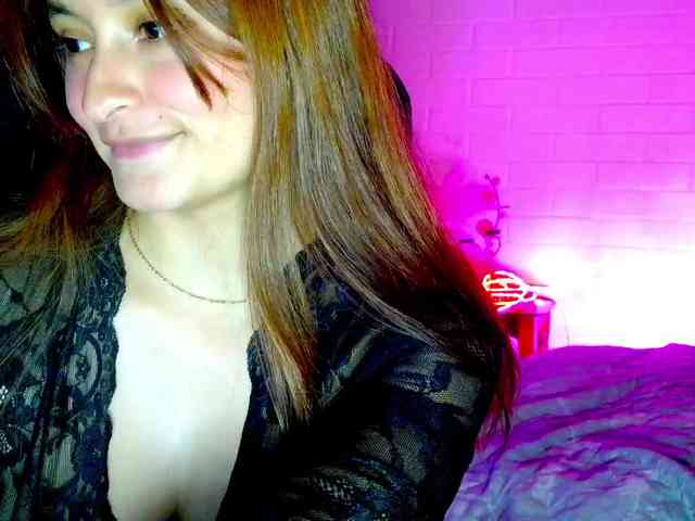 Ambarsweetie webcam
