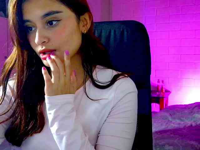 Ambarsweetie webcam