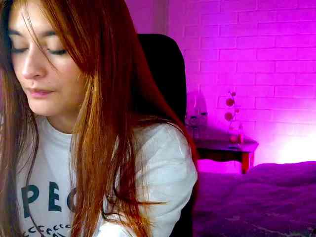 Ambarsweetie webcam