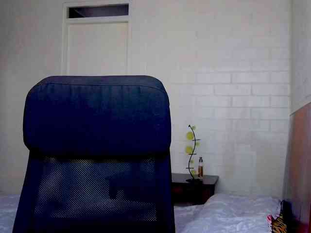 Ambarsweetie webcam