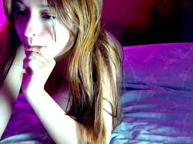 Ambarsweetie webcam