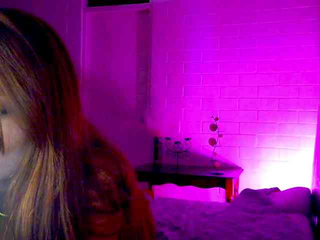 Ambarsweetie webcam