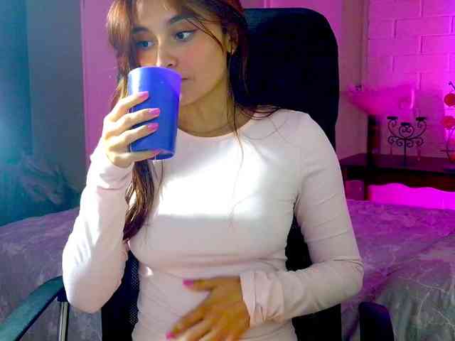 Ambarsweetie webcam
