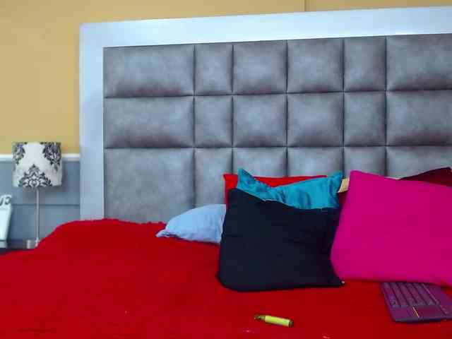 BiancaSola webcam