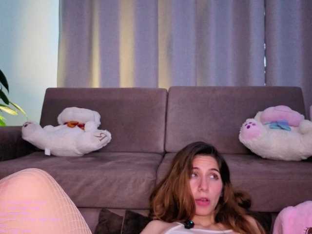 LittleSammy's BongaCams show and profile