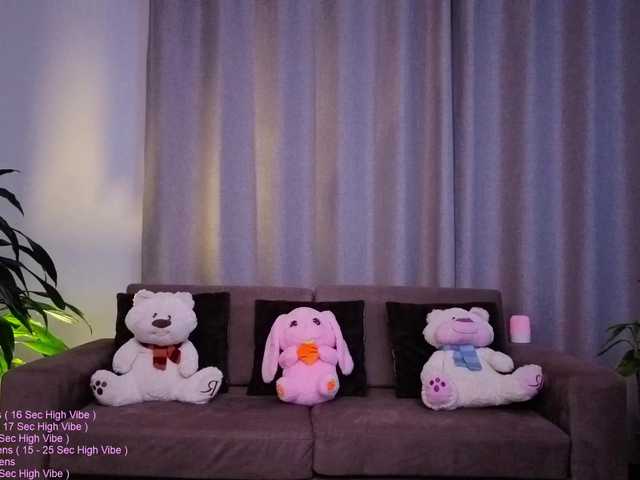 LittleSammy's BongaCams show and profile