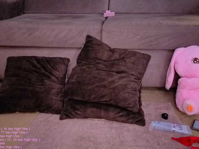 LittleSammy's BongaCams show and profile