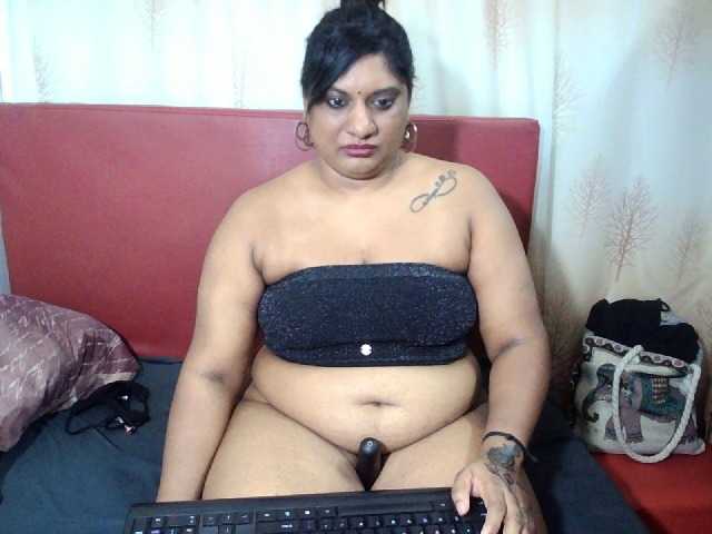 IndianChantal webcam