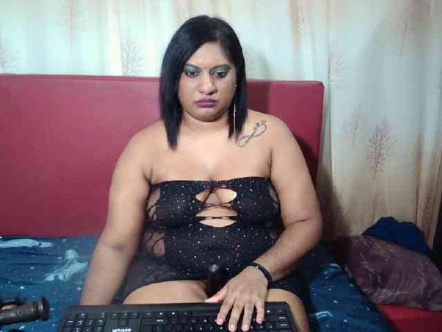 IndianChantal webcam