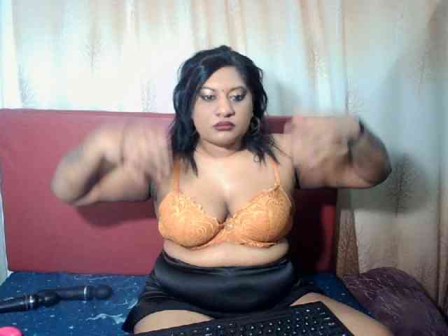 IndianChantal webcam