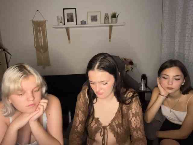 Модель: Love2loveKiss