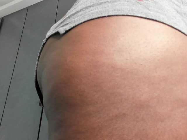 Barbie-The-Body's BongaCams show and profile