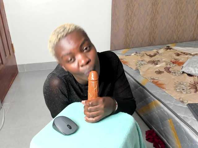 Barbie-The-Body's BongaCams show and profile