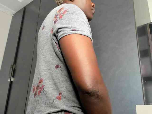 Barbie-The-Body webcam