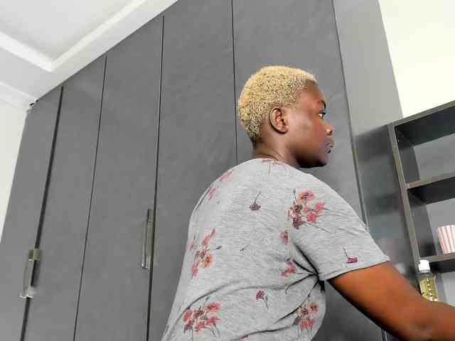 Barbie-The-Body webcam