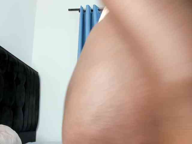 Barbie-The-Body webcam