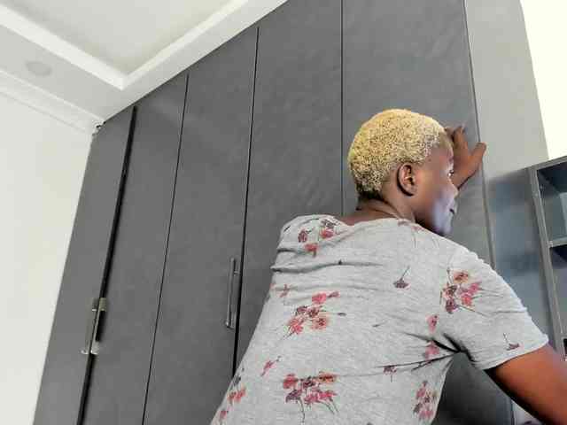 Barbie-The-Body webcam