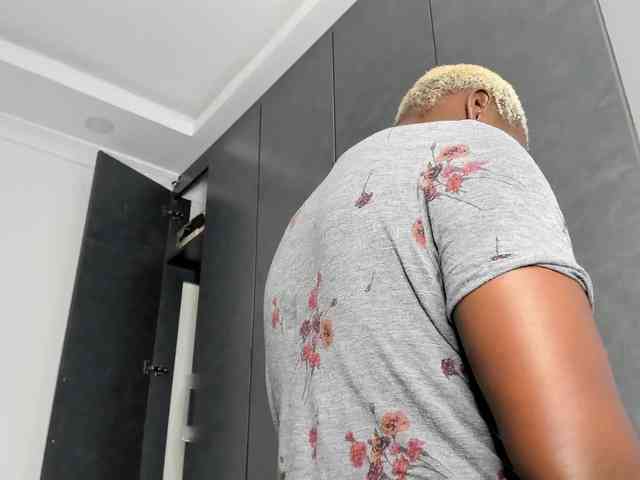 Barbie-The-Body webcam