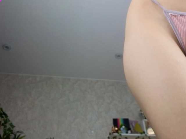 AnnyiBlue's BongaCams show and profile