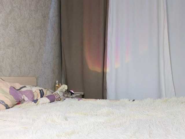 AnnyiBlue's BongaCams show and profile