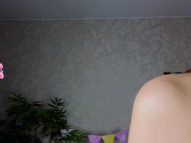 AnnyiBlue's BongaCams show and profile