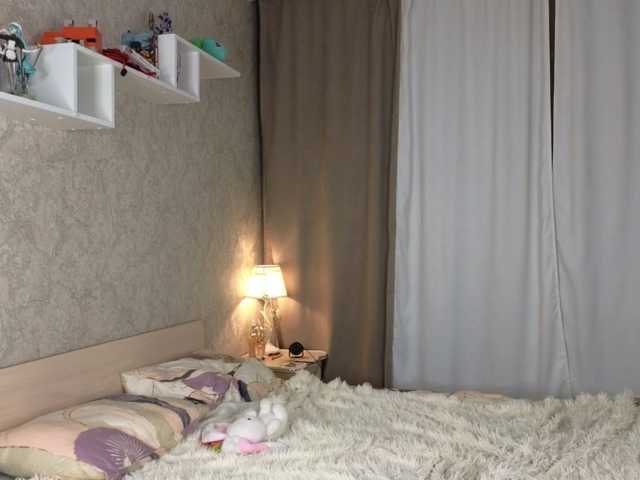 AnnyiBlue's BongaCams show and profile