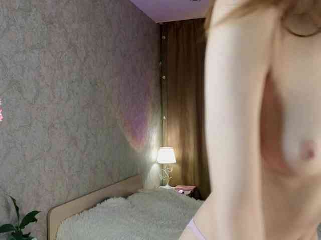 AnnyiBlue Live Webcam on {site_name}