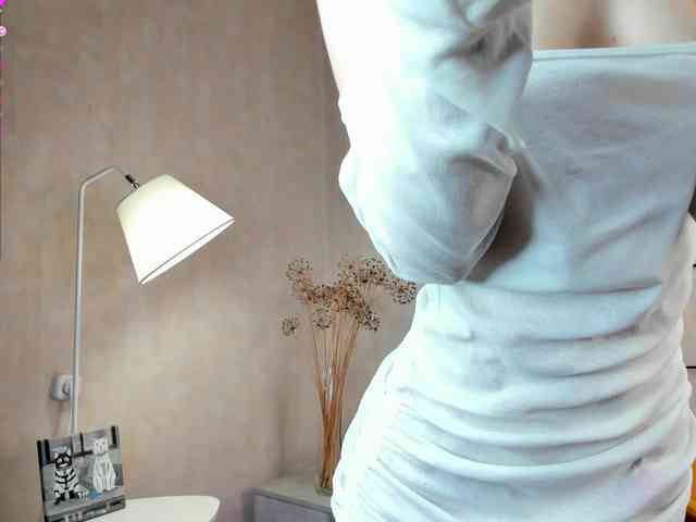 AnnyiBlue webcam