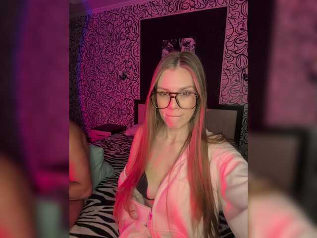theadebuenoo