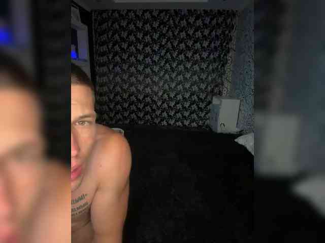 theadebuenoo webcam
