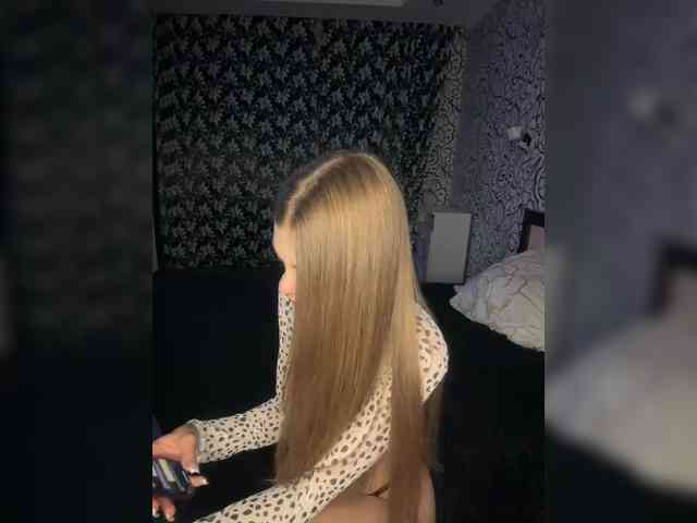 theadebuenoo webcam