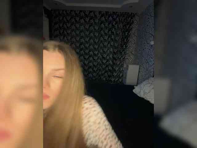 theadebuenoo webcam