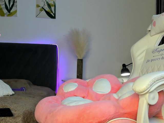 elliediaz