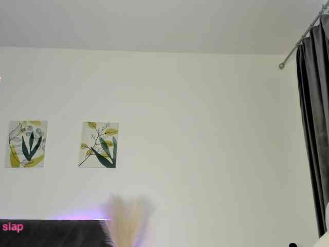 elliediaz webcam