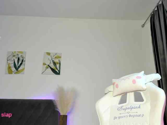elliediaz