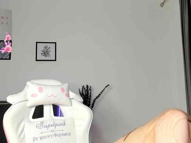 elliediaz