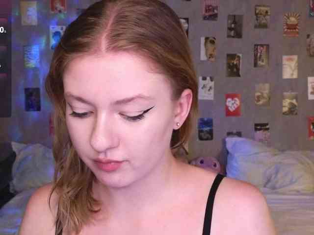 NicoleEniston webcam
