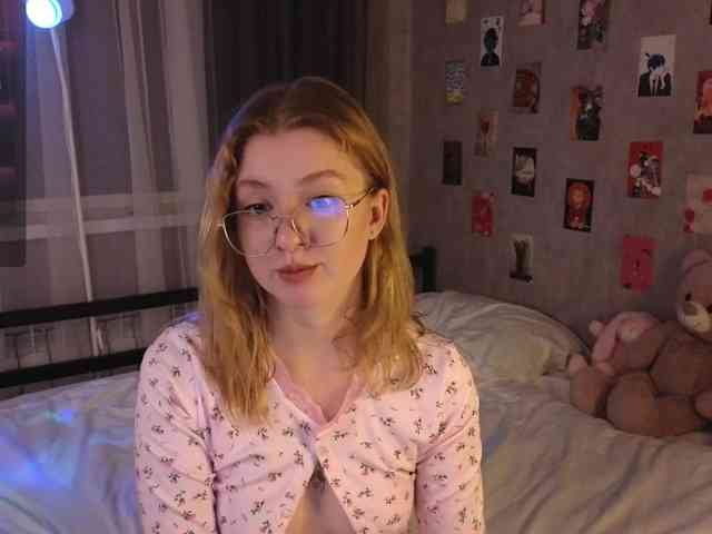 NicoleEniston webcam