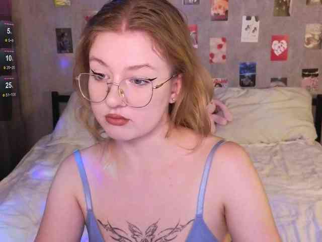 NicoleEniston webcam