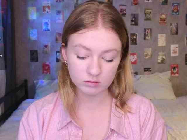 NicoleEniston webcam