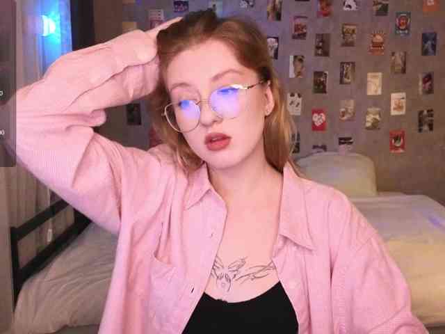 NicoleEniston webcam