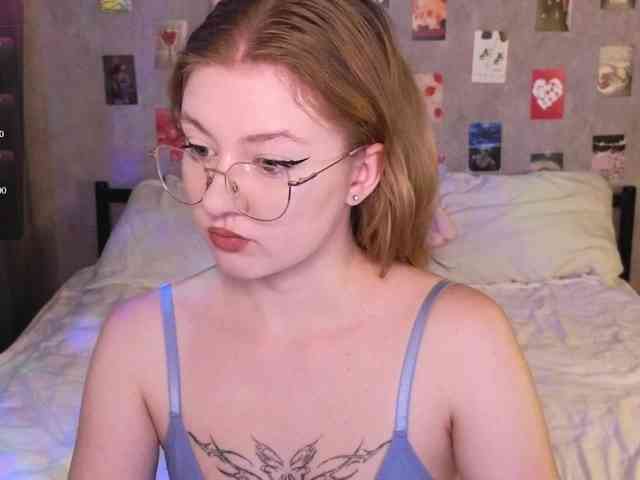 NicoleEniston webcam
