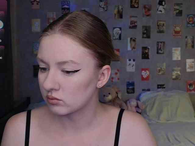 NicoleEniston webcam